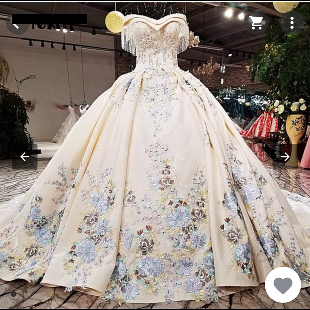 Wedding dress off shoulder floral print